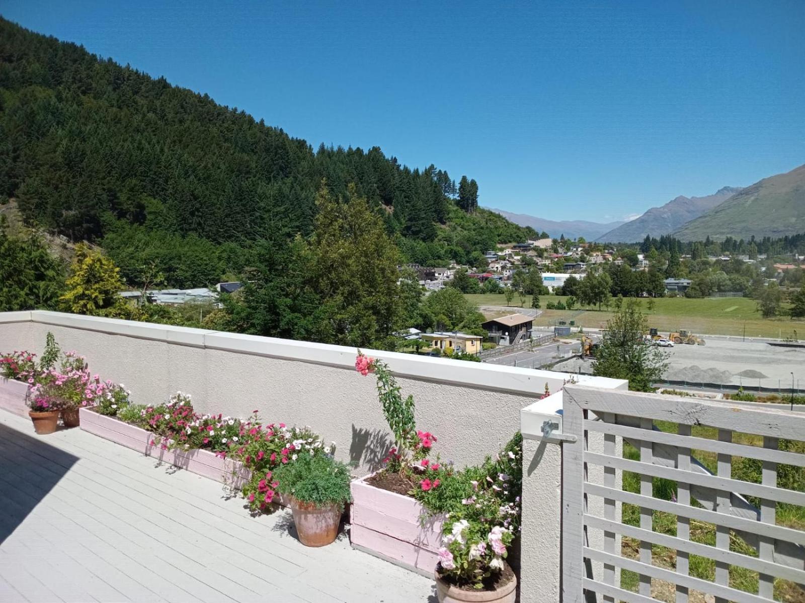 Queenstown Retreat Экстерьер фото